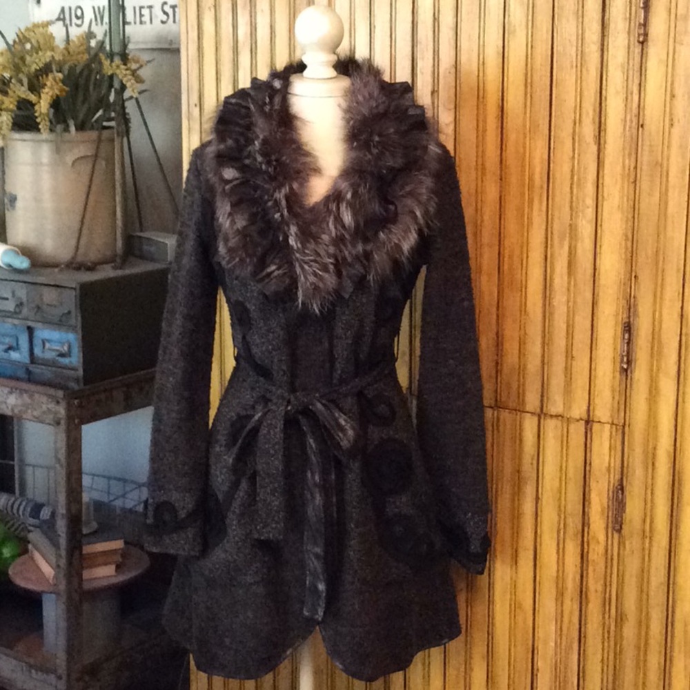 Dolce Cabo Raccoon Collar Jacket